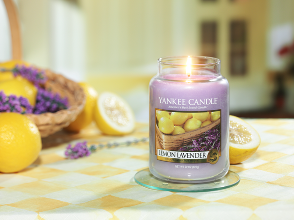 Yankee Candle "Lemon Lavender" im großen Glas